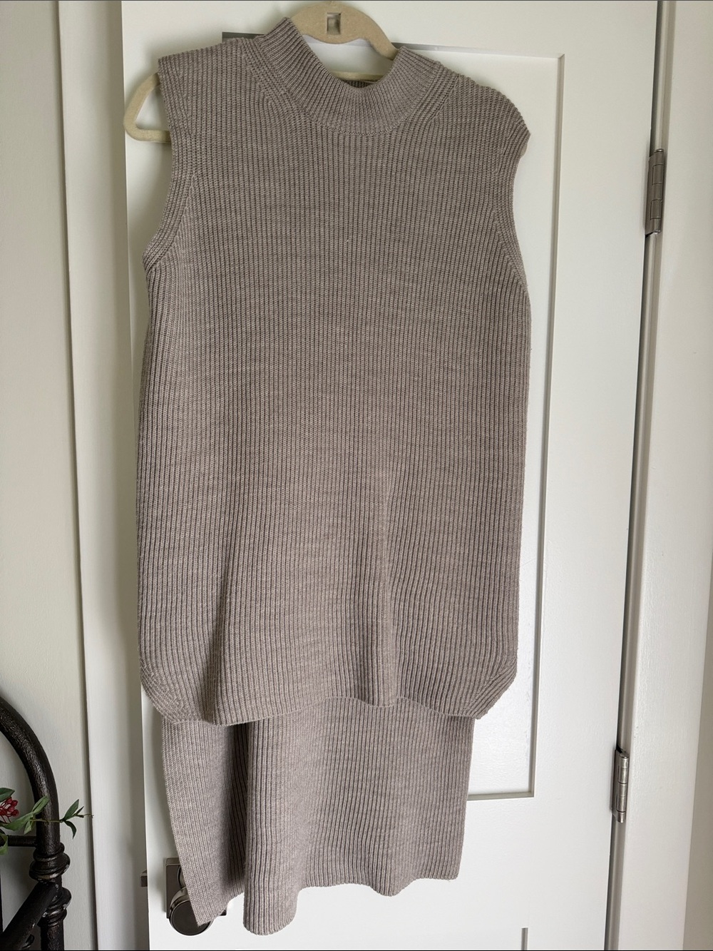 COS Ribbed Knit Sleeveless Tunic - Light Taupe